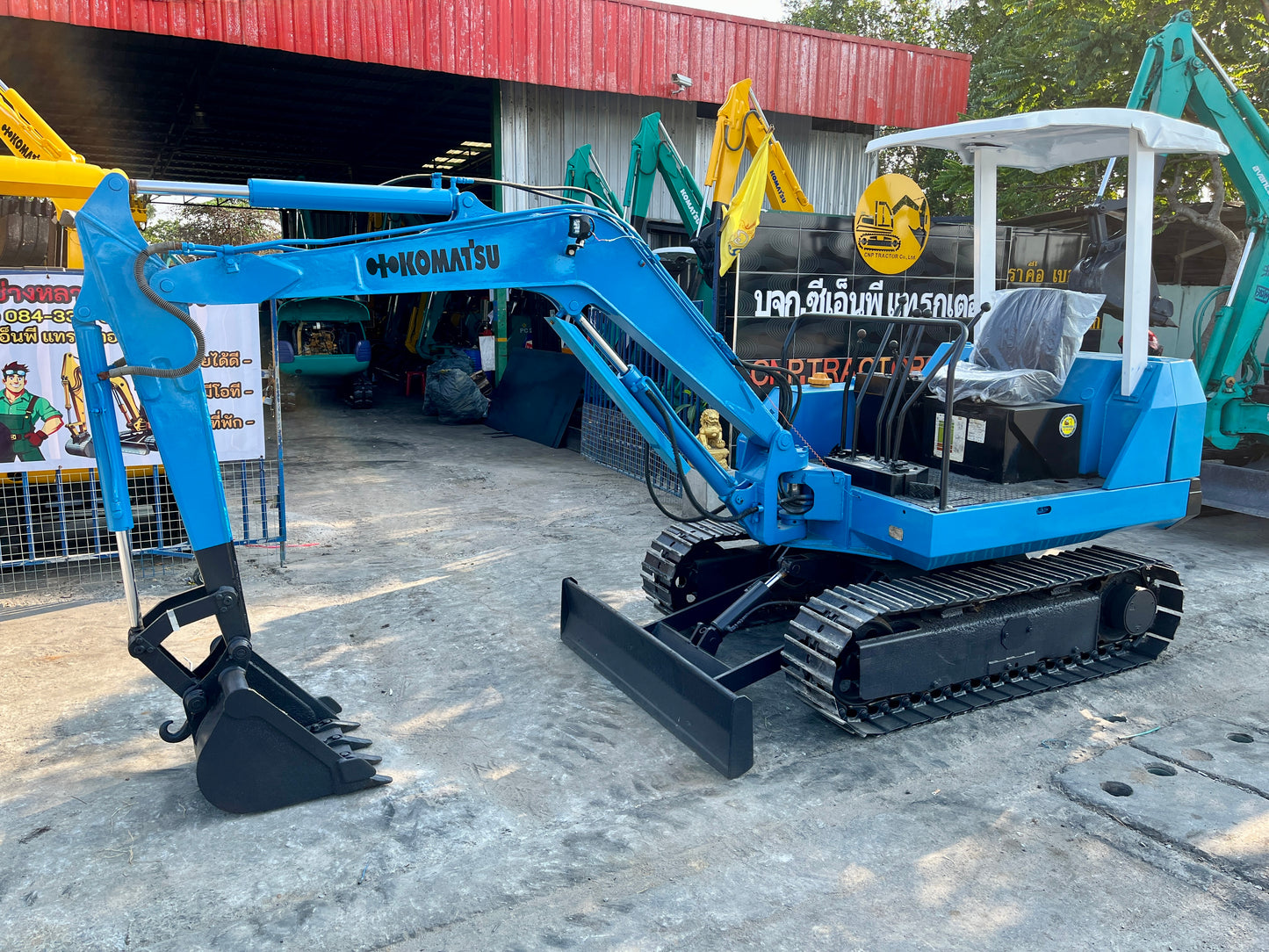 Komatsu PC15