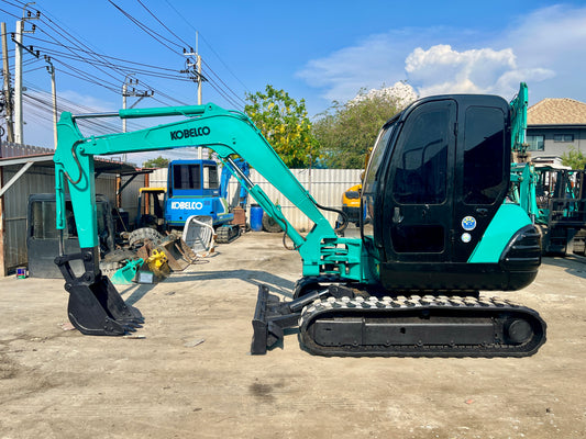 Kobelco SK045