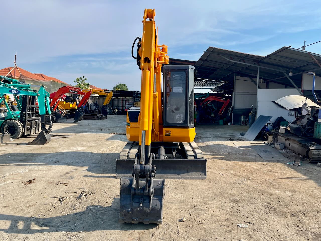 Hitachi EX55UR