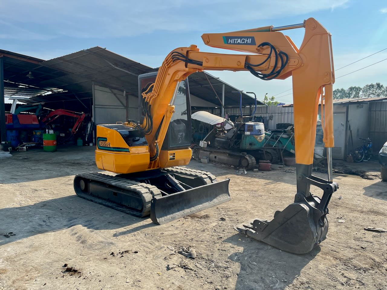 Hitachi EX55UR