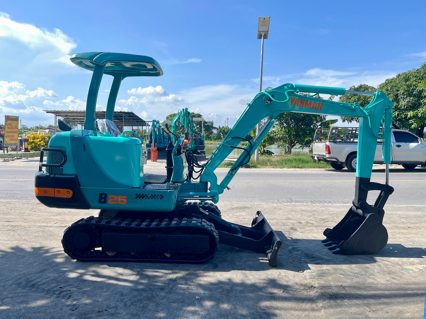 Yanmar B25-2