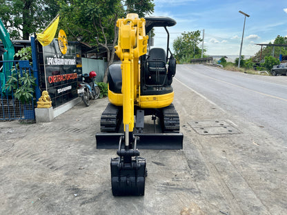Komatsu PC28UU-3