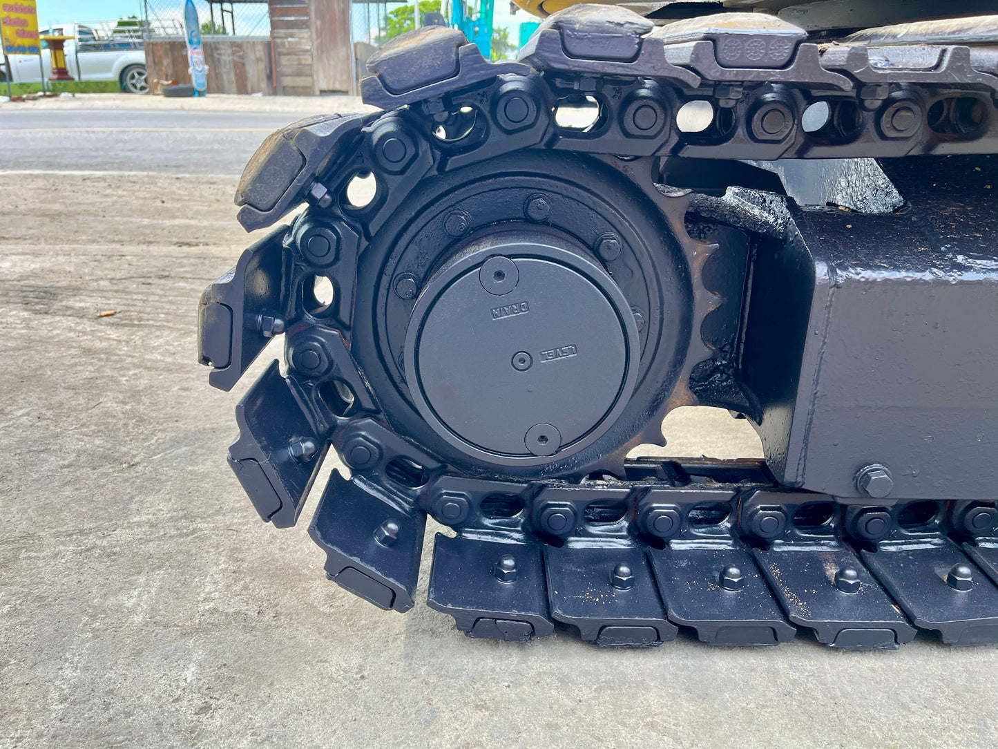 Komatsu PC28UU-3