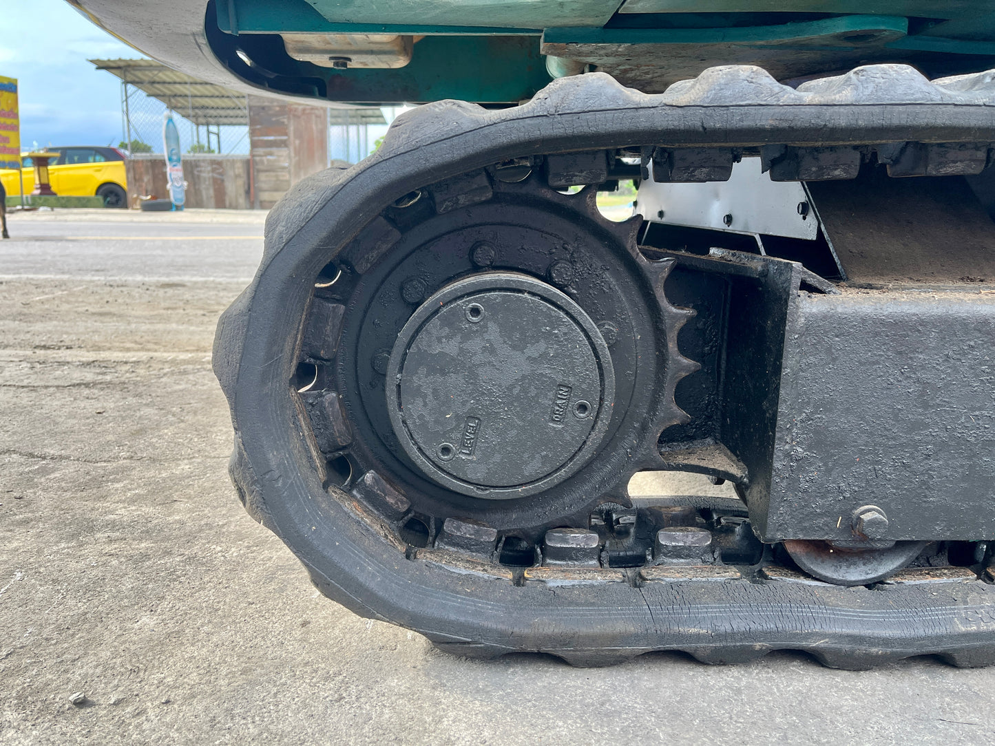 Komatsu PC15-3