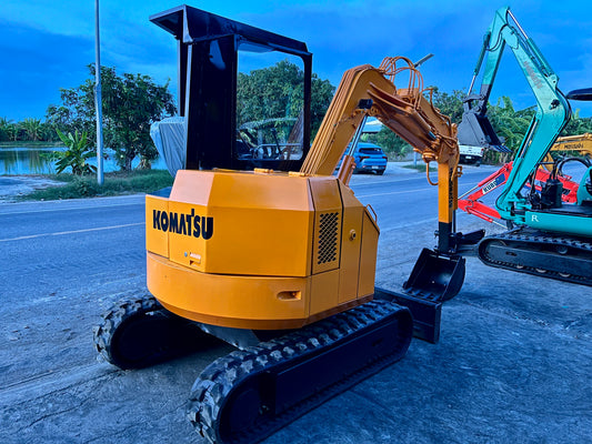 Komatsu PC28UU