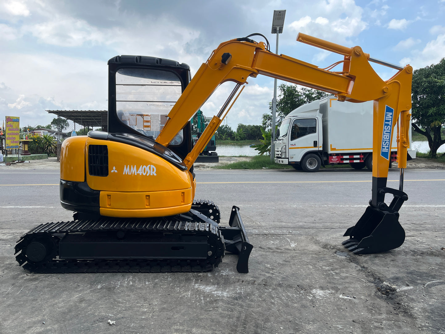 Mitsubishi MM40SR