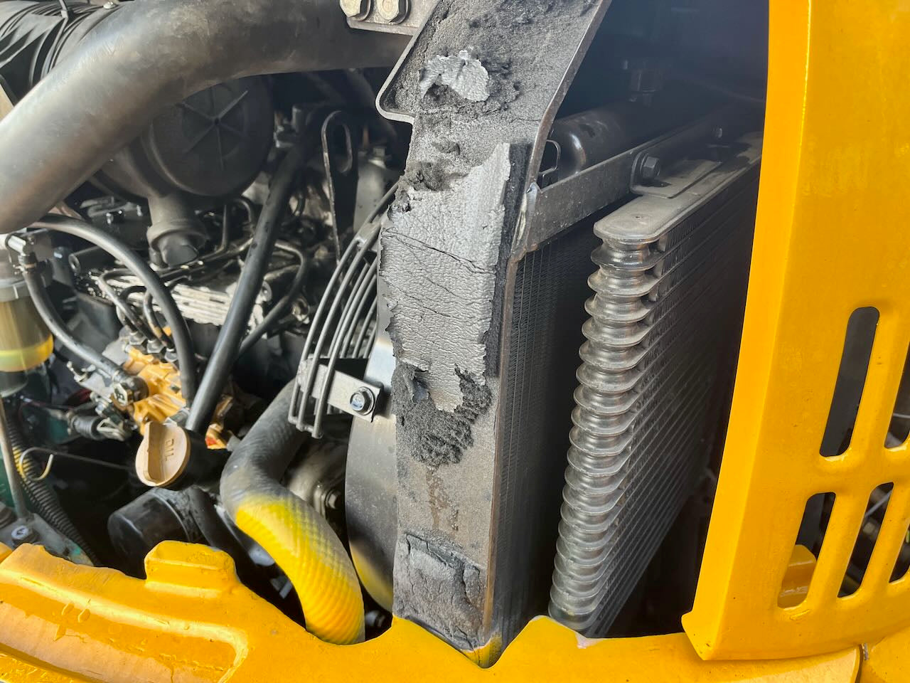 Komatsu PC30MR-1