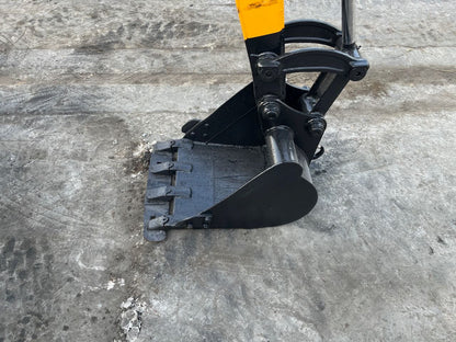 Komatsu PC30MR-1