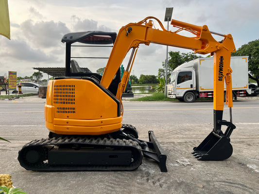 Komatsu PC28UU-2E