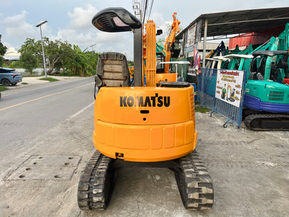 Komatsu PC28UU-2E