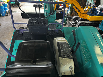 Komatsu PC20-7