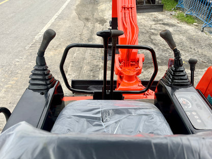 Kubota K-025