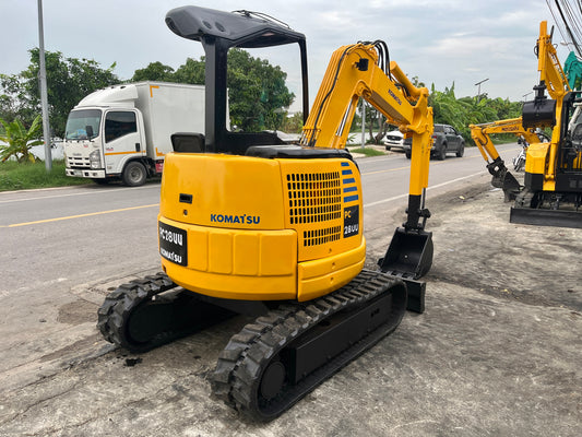 Komatsu PC28UU-2E