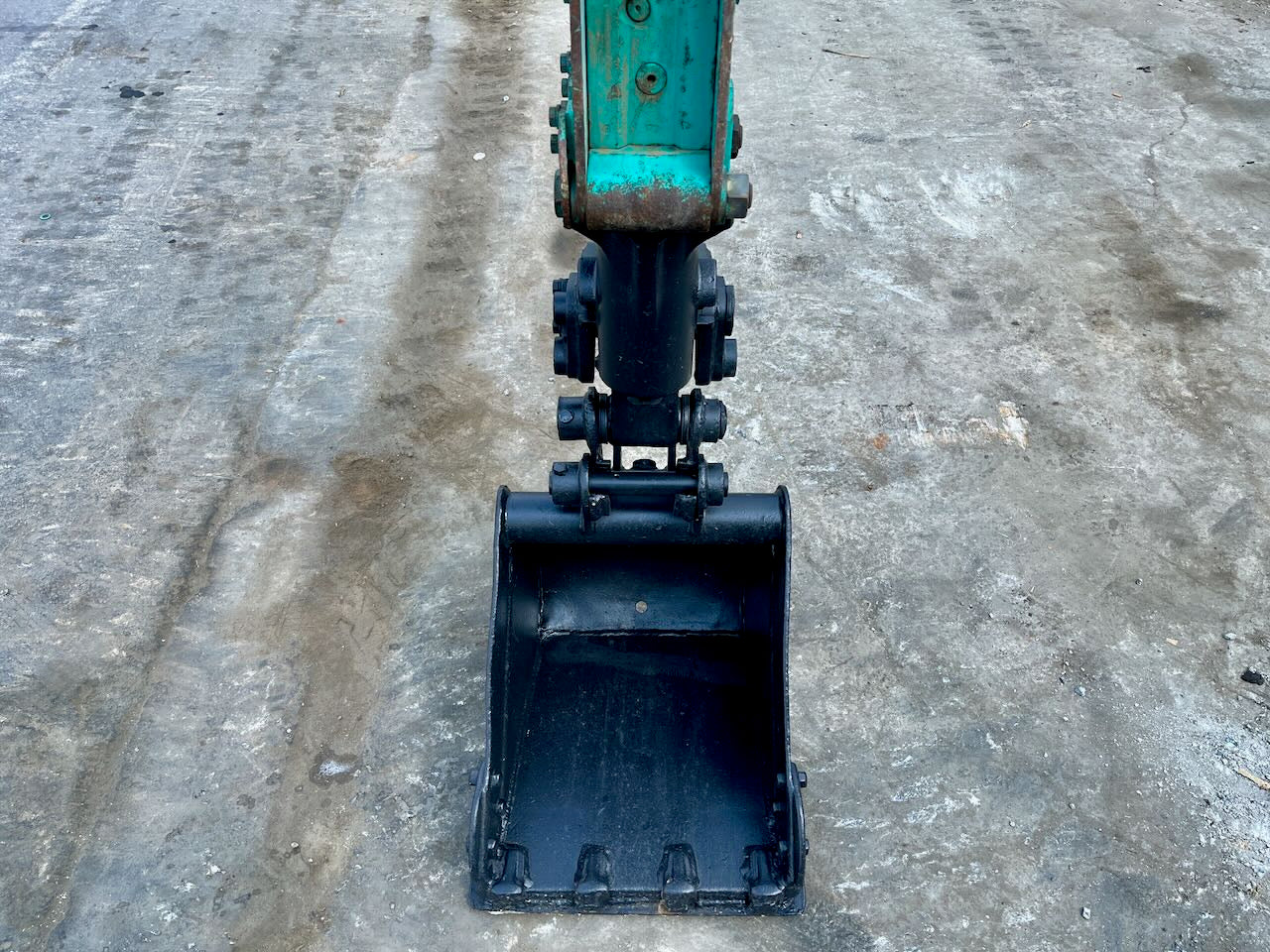 Komatsu PC27R-8