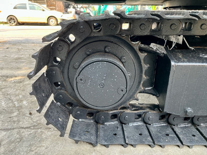 Komatsu PC27R-8