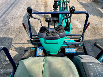 Komatsu PC27R-8