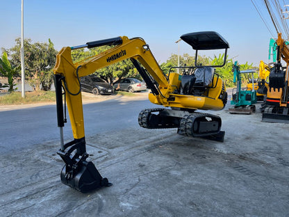 Komatsu PC10-7E