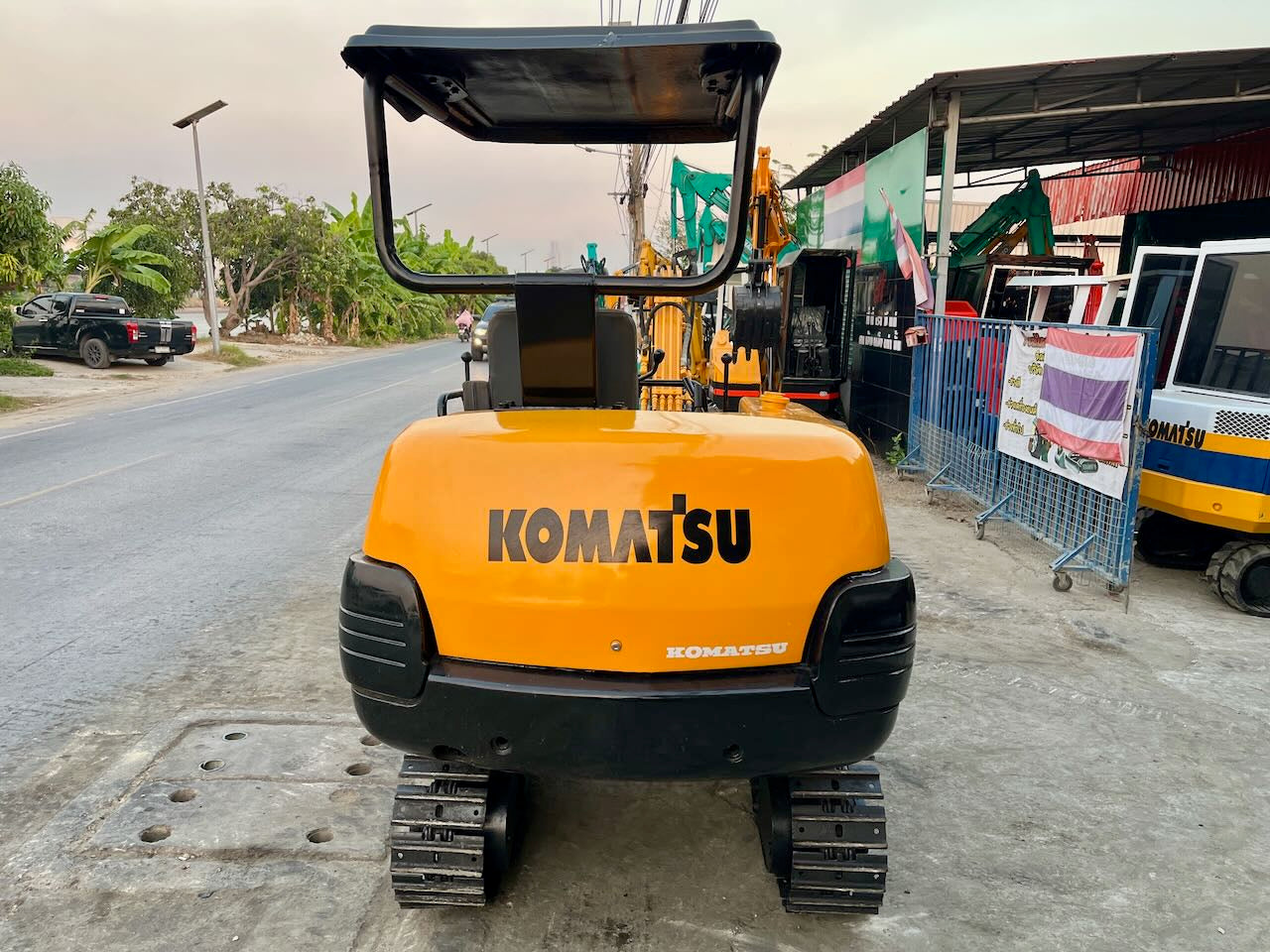 Komatsu PC10-7E