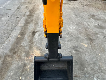 Komatsu PC10-7E
