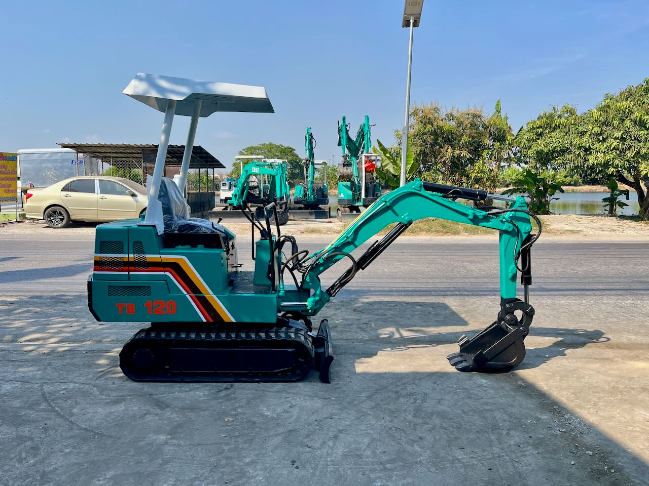 Takeuchi TB120 (Yanmar)