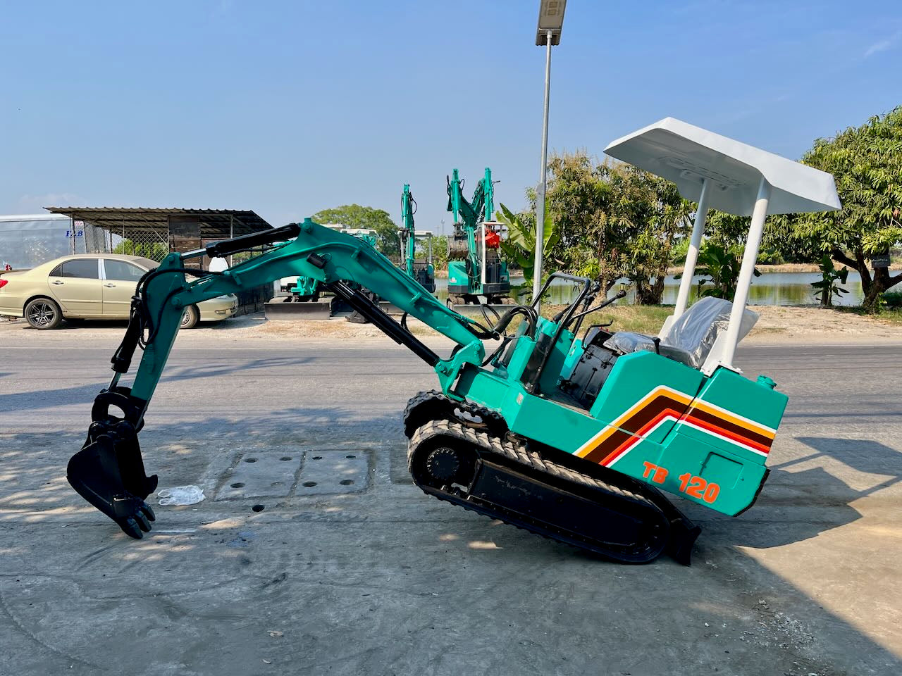 Takeuchi TB120 (Yanmar)