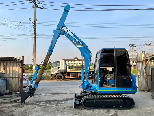 Kobelco SK032