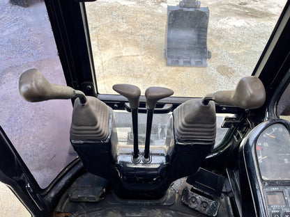 Sumitomo SH75U - ภายในตู้เก๋ง