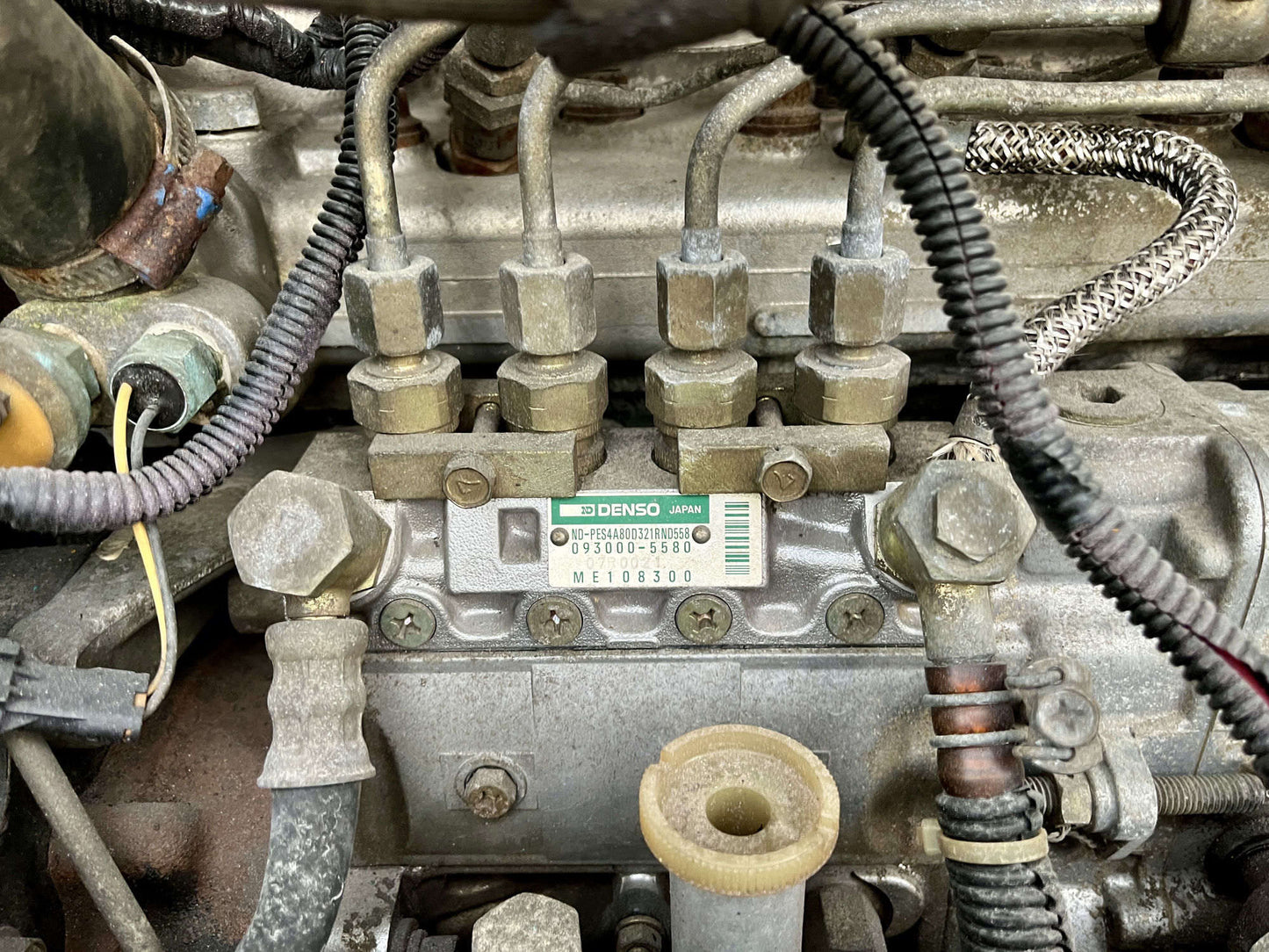 Sumitomo SH75U - ห้องเครื่อง