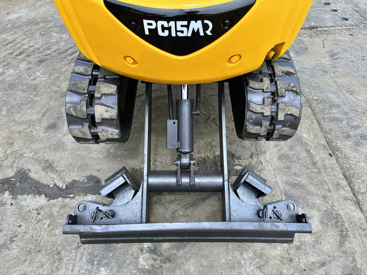 Komatsu PC15MR-1 - ใบดันดินและแทรคยืด-หดได้