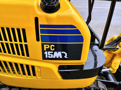 Komatsu PC15MR-1 - ป้ายรุ่น PC15MR