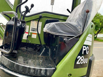 ที่นั่งและห้องควบคุมรถขุด Komatsu PC28UU-2E