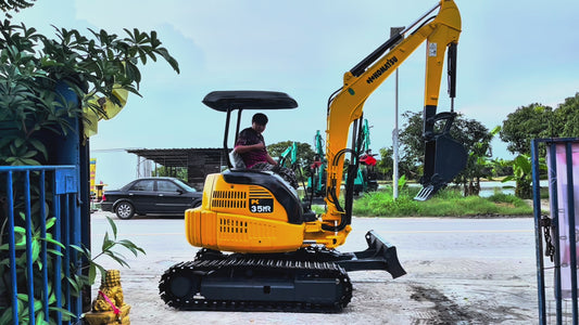 Komatsu PC35MR-1