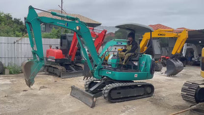 Komatsu PC27R-8